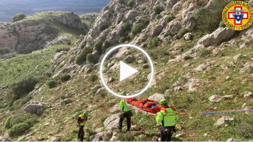 Palermitano colto da malore durante escursione: il VIDEO dei soccorsi nella riserva di Ficuzza