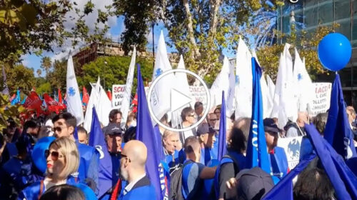 La Sicilia scende in piazza contro il caro bollette: in migliaia protestano fra le strade di Palermo – IL VIDEO