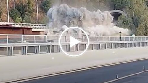 Sicilia, demolito vecchio viadotto Ritiro: le immagini dell’esplosione – IL VIDEO