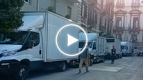 Film e serie TV lasciano Palermo senza posti auto: “Per parcheggiare sveglia alle 6.30” – IL VIDEO