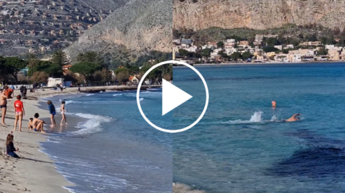 A Palermo il Natale si festeggia in spiaggia: sole, sport e tuffi nelle acque cristalline di Mondello – IL VIDEO