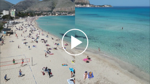 Mondello incanta: il VIDEO virale di una domenica tra sole e mare a Palermo