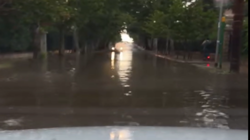 Pioggia intensa fin dalle prime ore del mattino sull’area nord di Palermo: allagamenti a Mondello – IL VIDEO