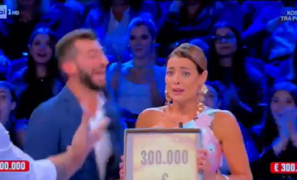 Colpo grosso ad Affari Tuoi, palermitani vincono 300.000 euro: l’epico finale – VIDEO