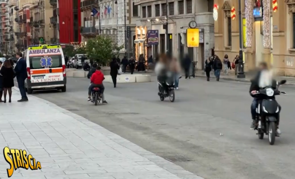 Sfrecciano tra le vie di Palermo, ma rischiano grosso: la moda pericolosa dei bimbi palermitani – VIDEO