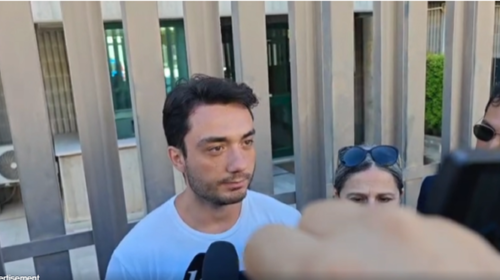 I familiari in caserma dai carabinieri di Bagheria: “Incontro utile, attendiamo risposte dall’autopsia” – IL VIDEO